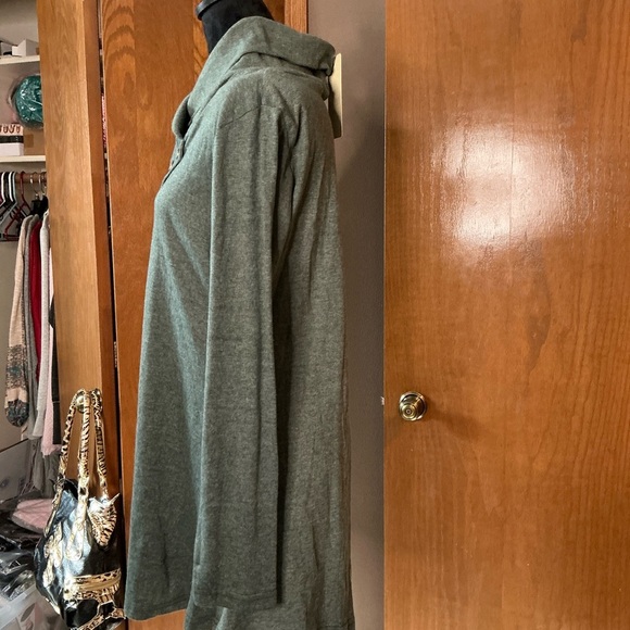 Miusey by Amazon L Top - Picture 3 of 7